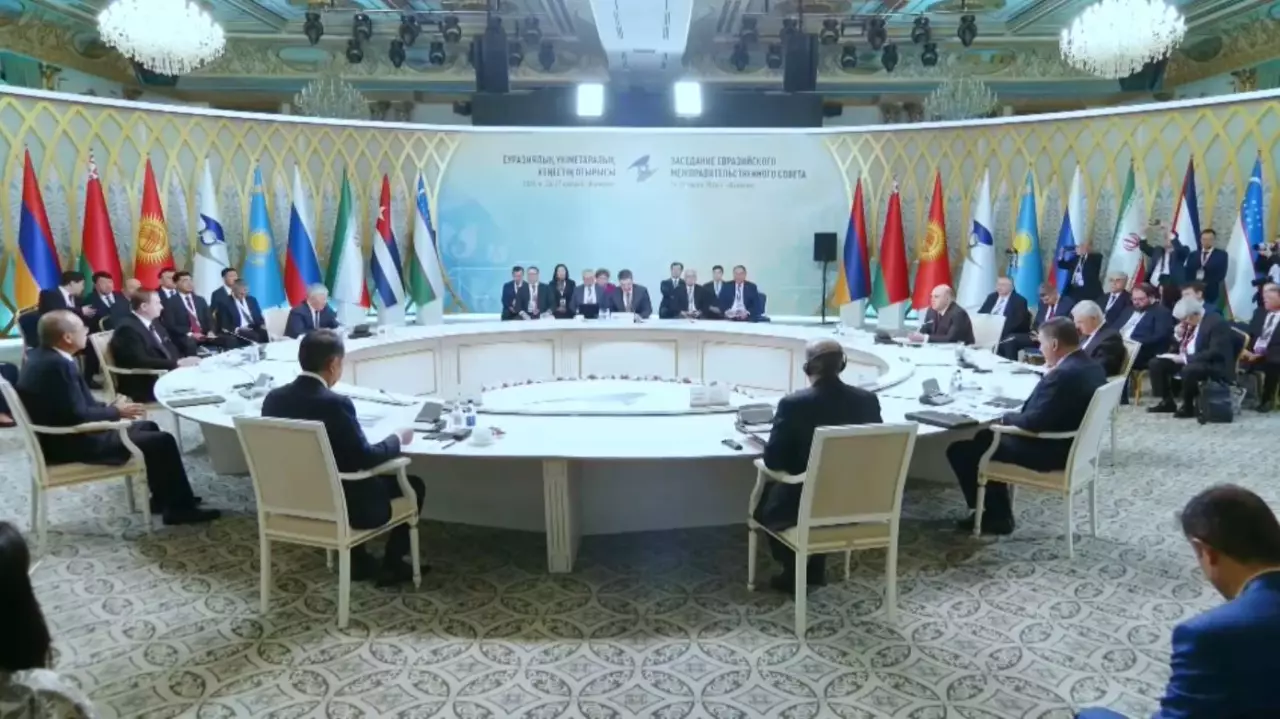 ЕАЭО -да жүк тасымалын ЖИ көмегімен реттеу ұсынылды