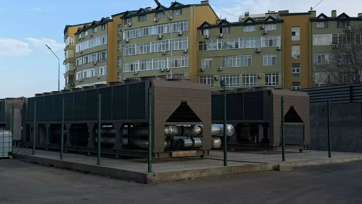 Жители Актау вновь бьют тревогу: шум чиллеров в торговом центре не даёт покоя - новости на Lada.kz 27.03.2026