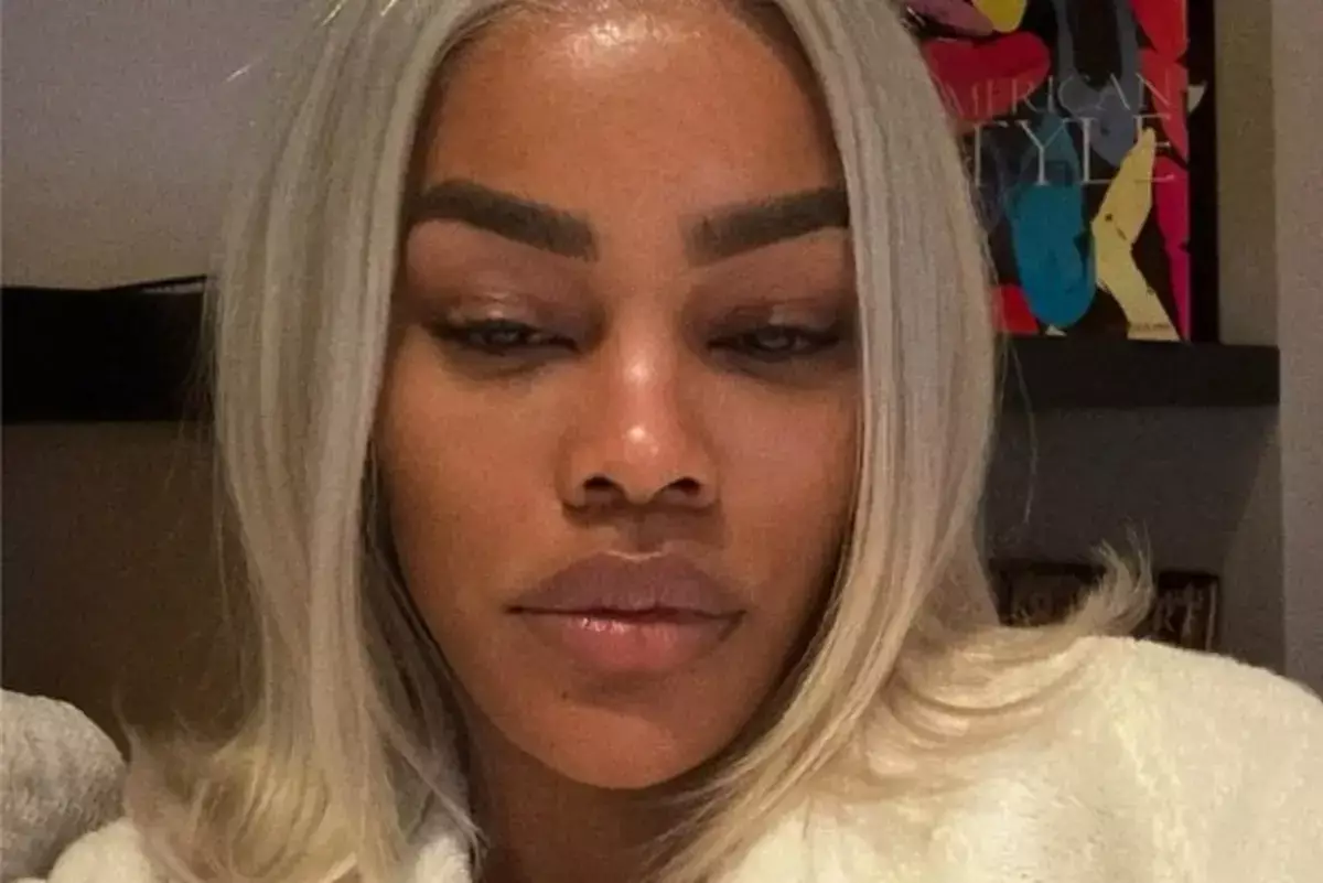 Самая сексуальная женщина в мире показала лицо без макияжа - новости на Lada.kz 27.03.2026