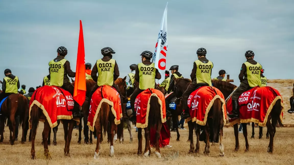 “Патрон” стереотипті бұзды: Қостанай жылқысы алғаш рет республикалық деңгейде жүлдеге ілікті