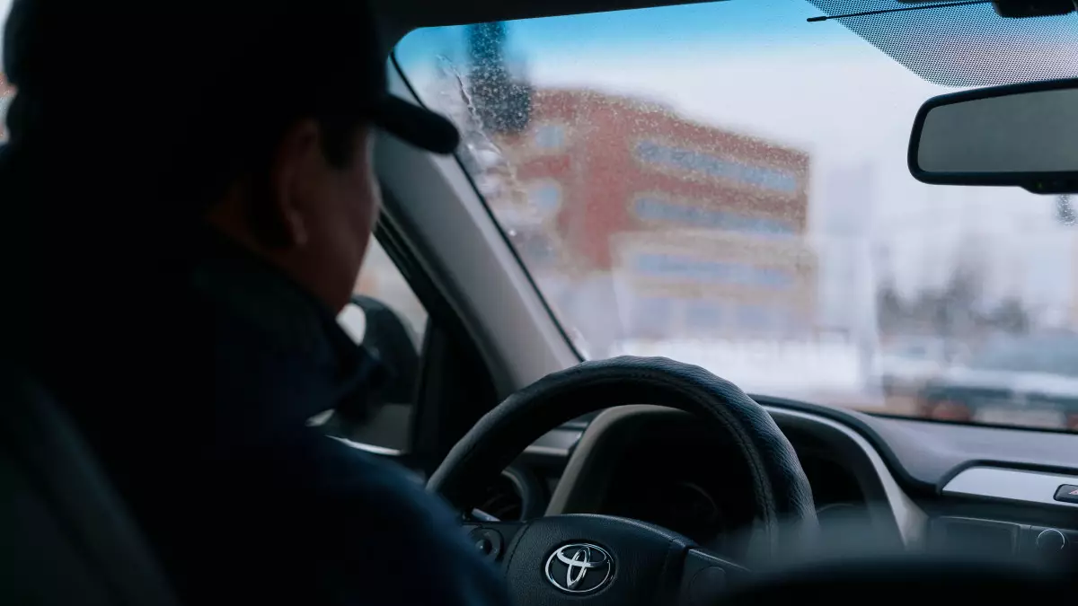 155 км/сағ жылдамдық: Петропавлда танымал блогерге ірі айыппұл салынды