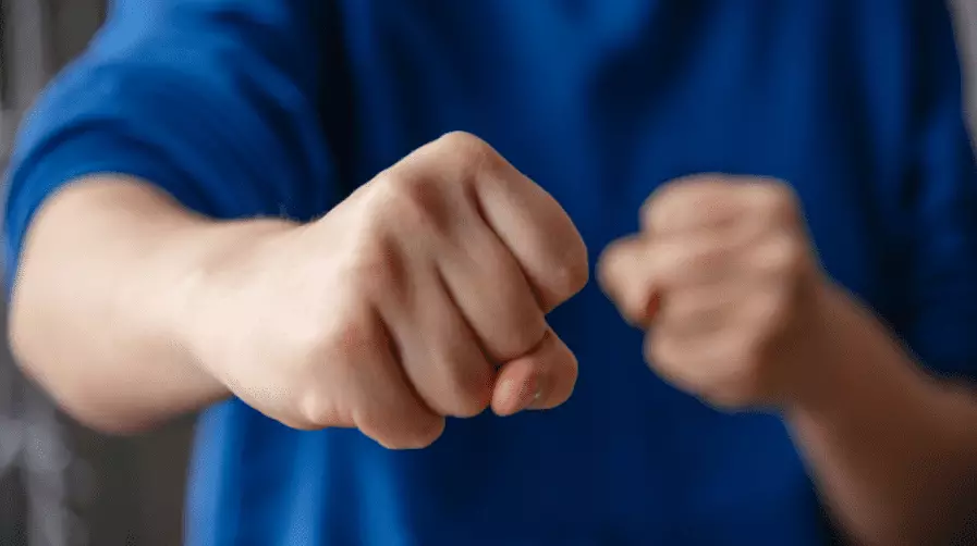 МИД РК проверяет информацию о конфликте с участием казахстанцев в Ленинградской области