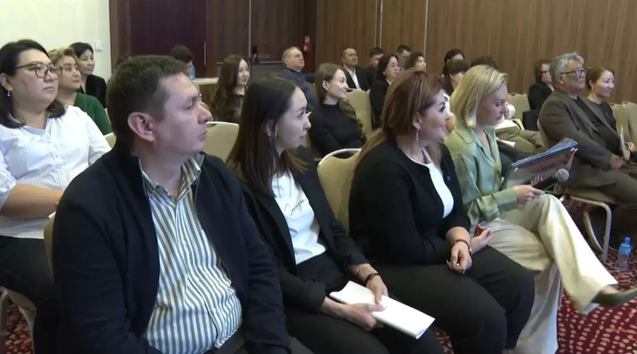 Балалар онкологиясын емдеу стратегиясы талқыланды