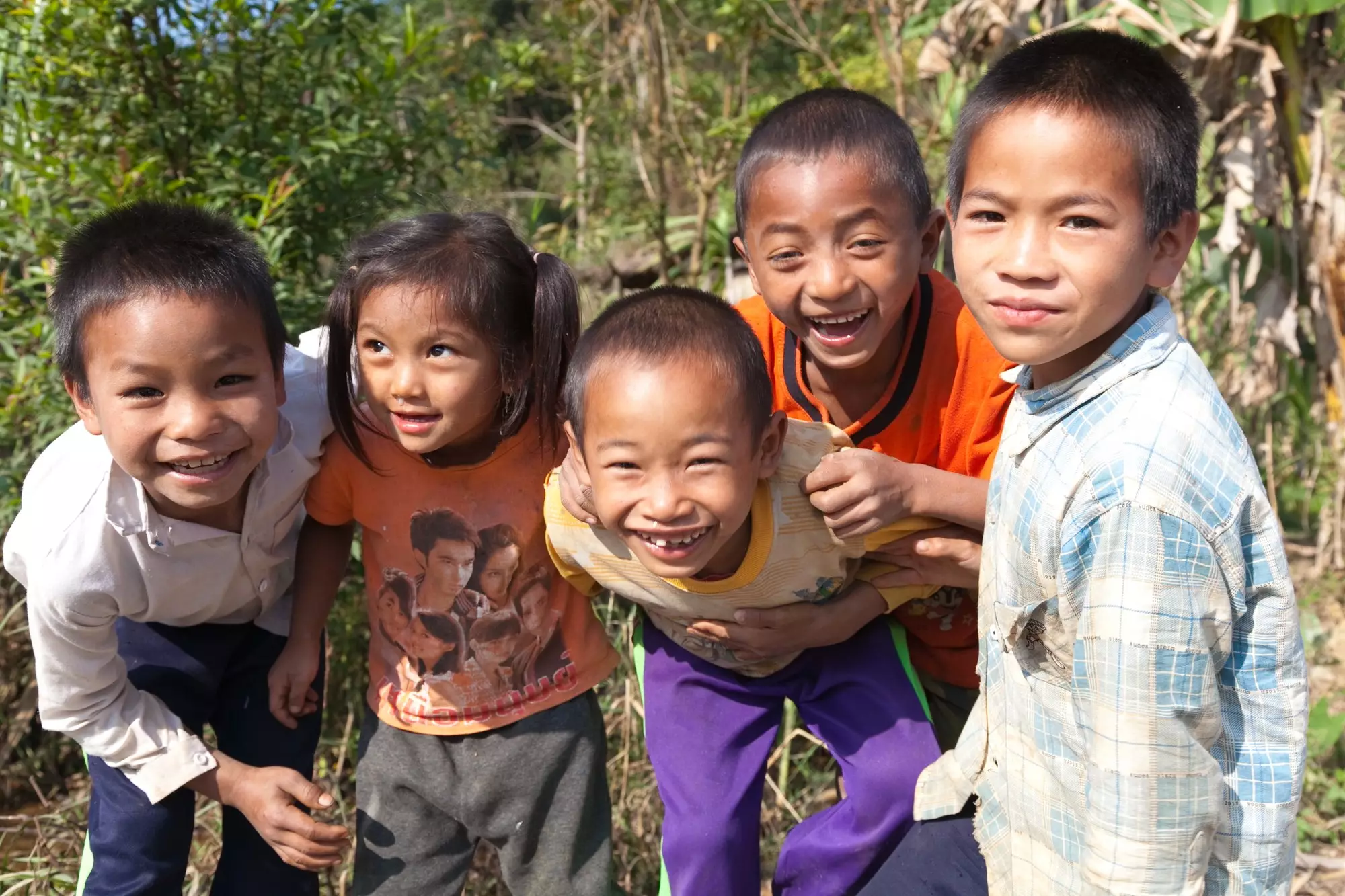 Многодетные семьи в Казахстане вынуждены экономить на еде.