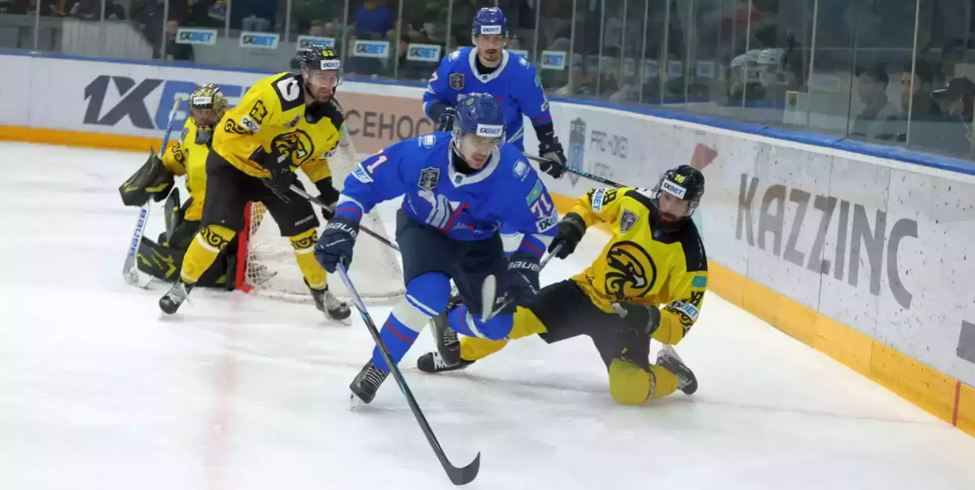 Определились финалисты чемпионата Казахстана по хоккею