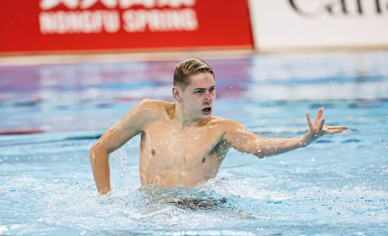 Казахстанец завоевал медаль ЭКМ по артистическому плаванию