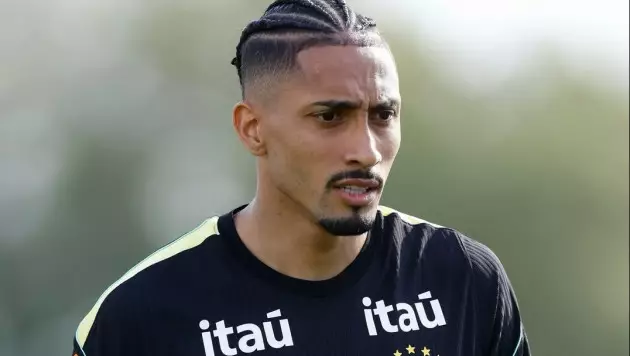 В "Барселоне" разгневаны травмой лидера. Рискуют остаться без трофеев?