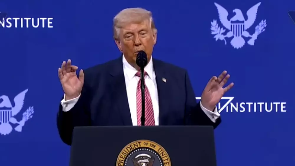 “Бұл – әскери операция“: Трамп Конгрестің мақұлдауын қажет етпейтінін мәлімдеді