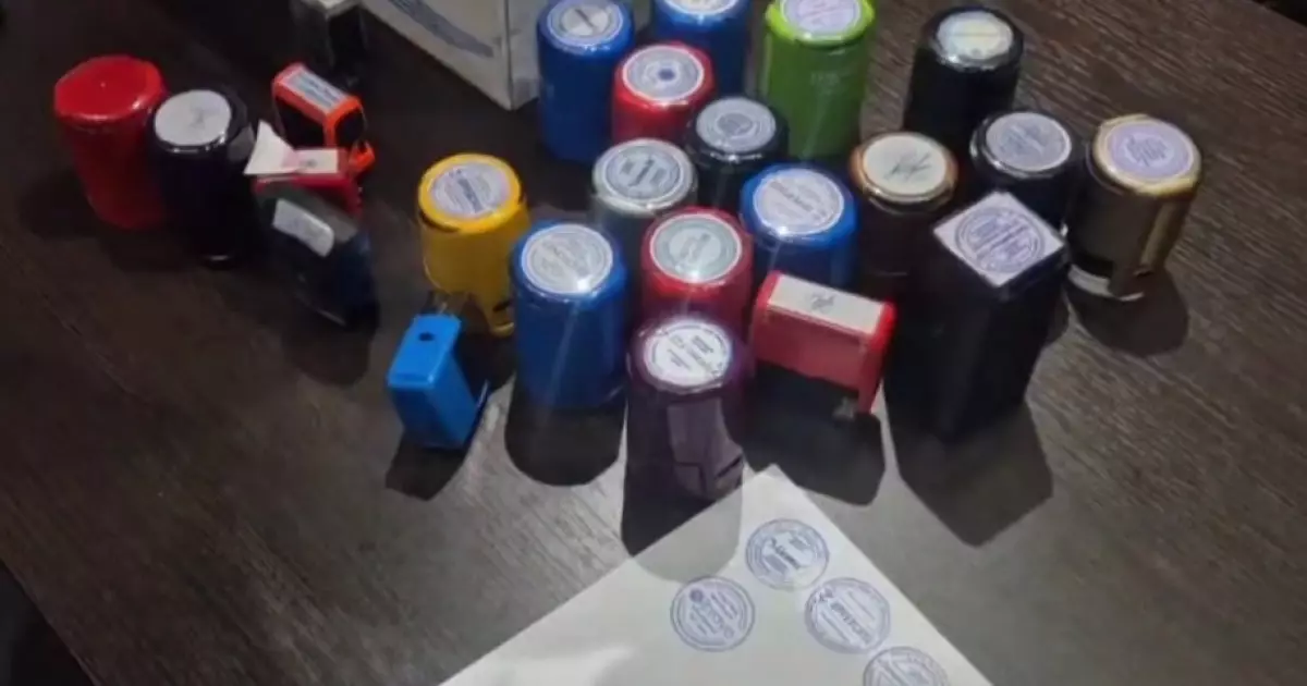  Жалған құжатпен лицензия берген: Алматыда күдіктілер ұсталды 