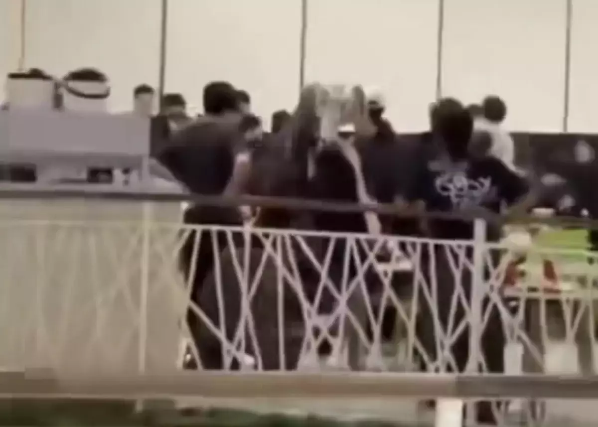 Астанадағы сауда орталығында жасөспірімдер жаппай төбелесті