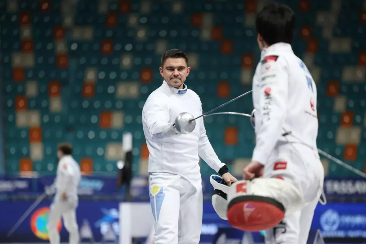 Руслан Курбанов семсерлесуден әлем кубогының жартылай финалына шықты