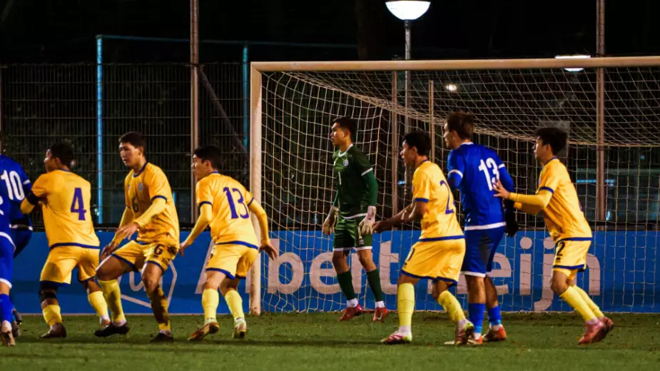 Казахстан после удаления Калмурзы разгромно проиграл Украине и остался без Евро U19