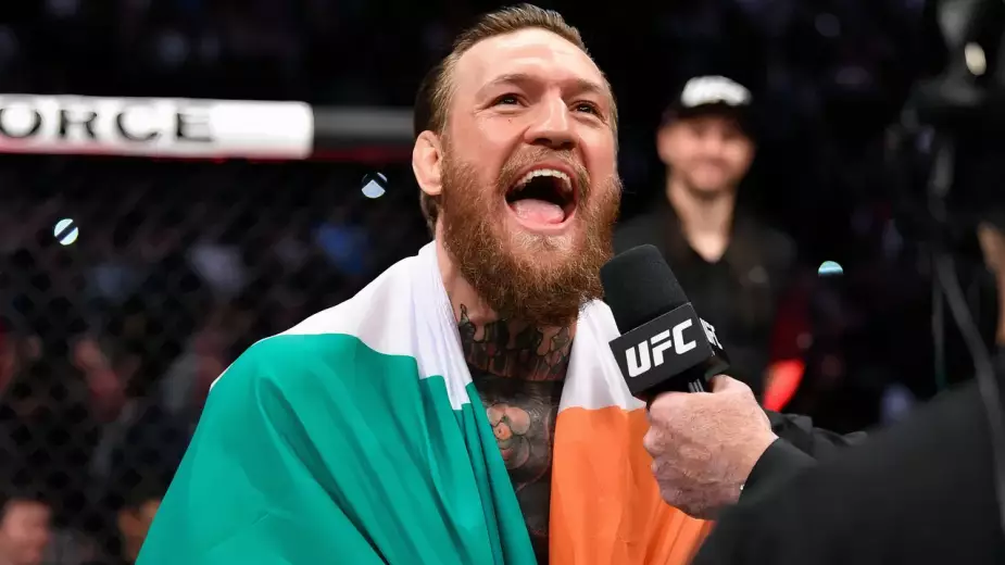 Стал известен фаворит на бой против Конора Макгрегора