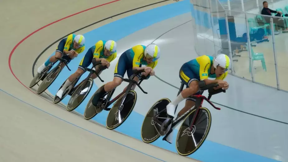 Казахстан стал чемпионом Азии среди юниоров по велоспорту на треке