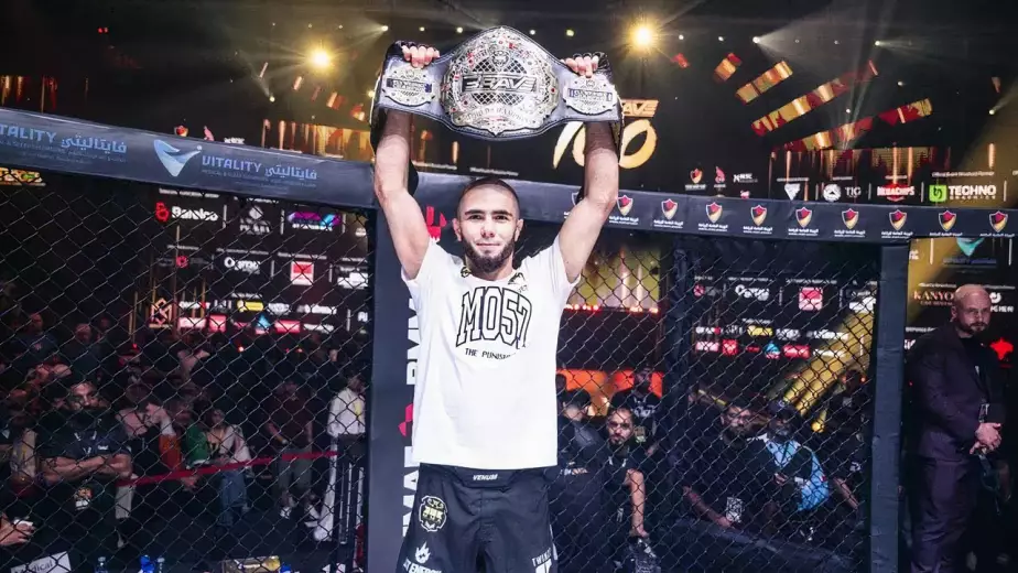 Стал известен соперника Мокаева: он побеждал Деметриуса Джонсона и Кайрата Ахметова