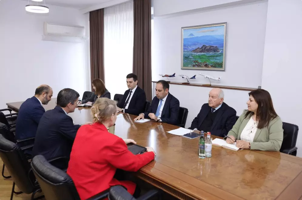 Армения предложила Wizz Air запустить рейсы в Казахстан и Грузию.