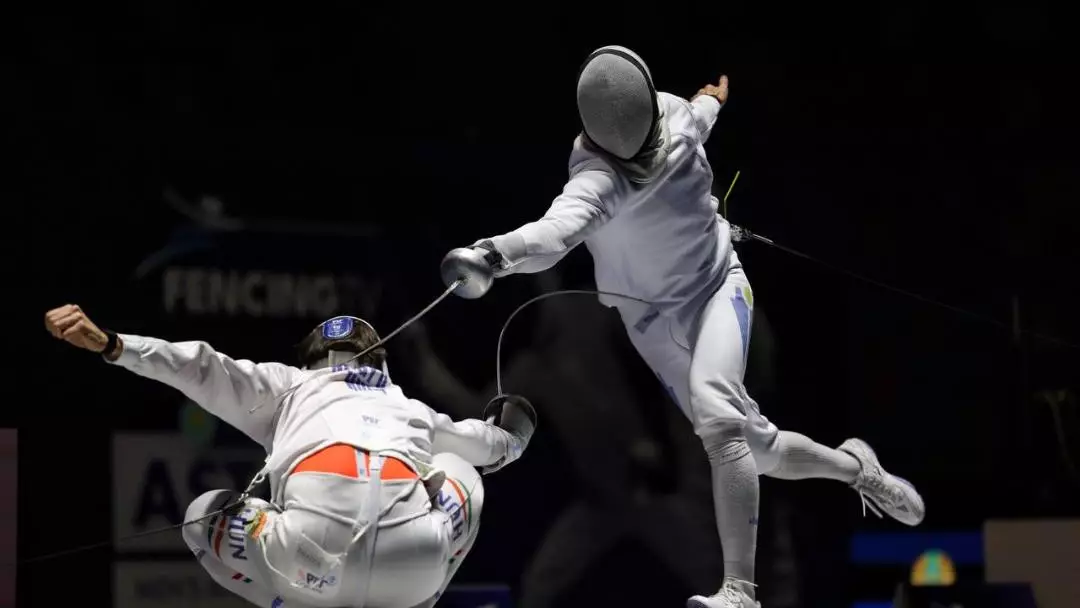 Руслан Курбанов стал серебряным призёром турнира по фехтованию