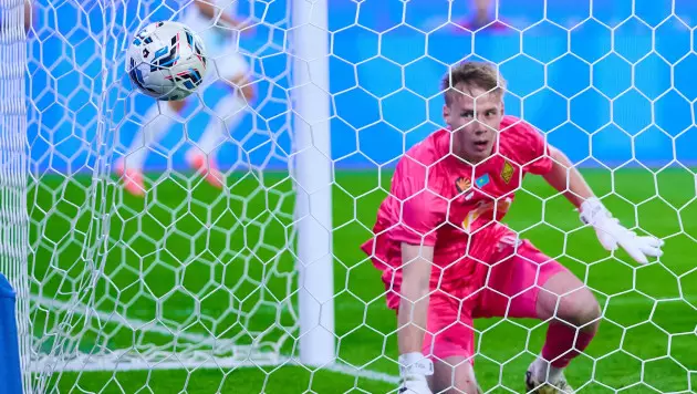 17-летний вратарь сделал заявление после дебюта за основу "Кайрата"