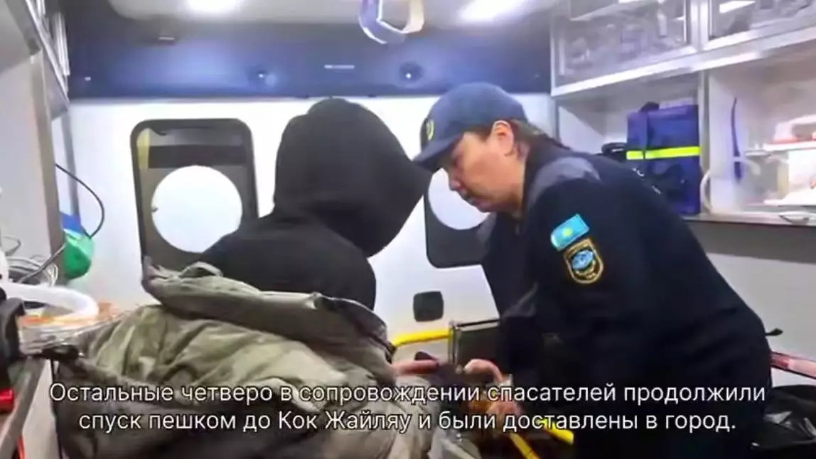 Пятеро подростков потерялись в горах Алматы