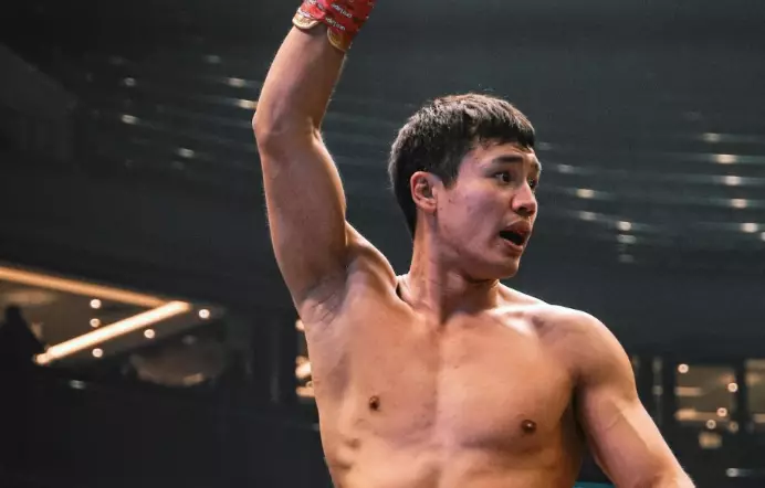 Еркебұлан Тоқтар Армениядағы турнирде қырғызстандық файтерге есе жіберді