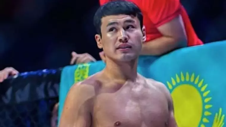 Еркебұлан Тоқтар қырғыз спортшысына есе жіберді