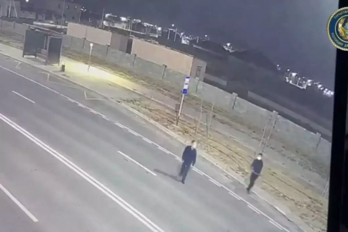 Два жителя Туркестана разбили уличные камеры, возмутившись штрафами