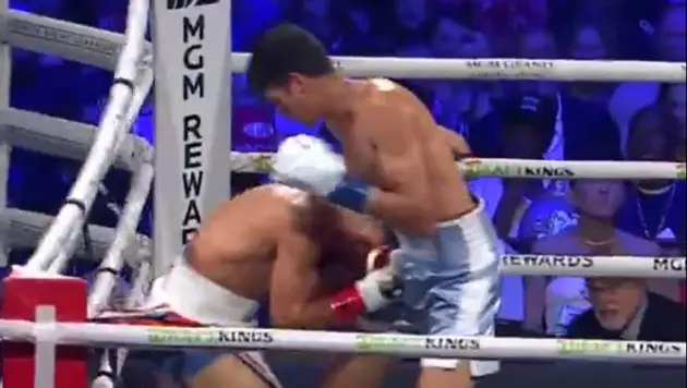 Досрочная развязка случилась в главном бою вечера за титул WBC