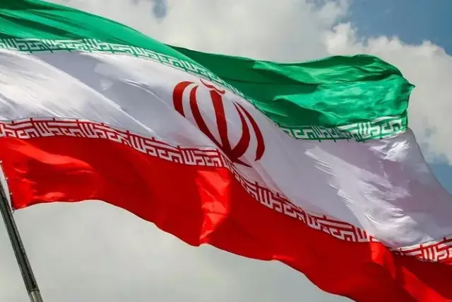 Иранда 12 жастағы балаларды әскерге шақырып жатыр