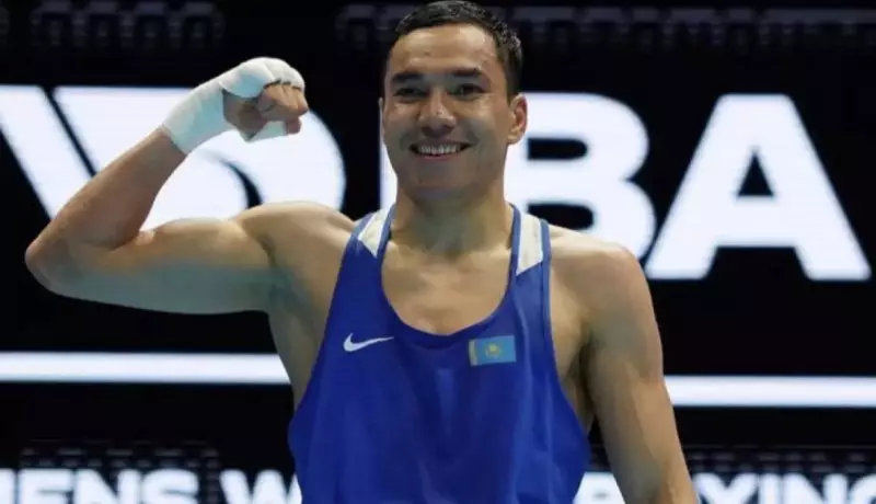 Казахстанский боксер досрочно выиграл бой за пояс WBC