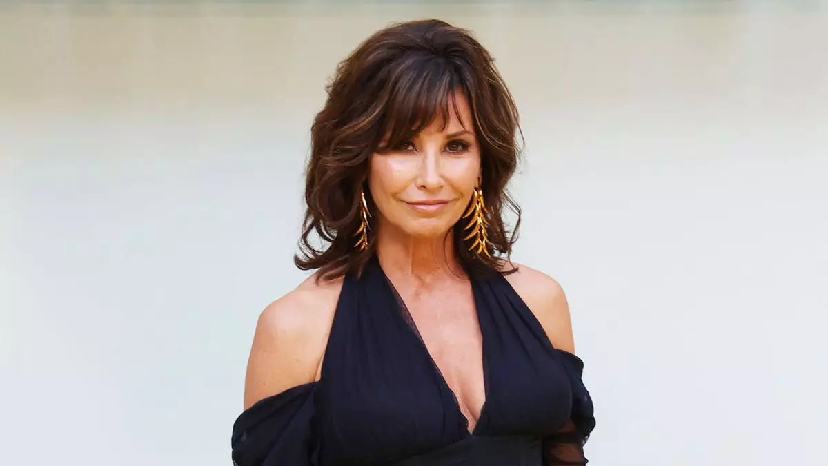 Джина Гершон покинула культовый хоррор-франчайз из-за эксплуатационной сцены с обнаженной грудью.