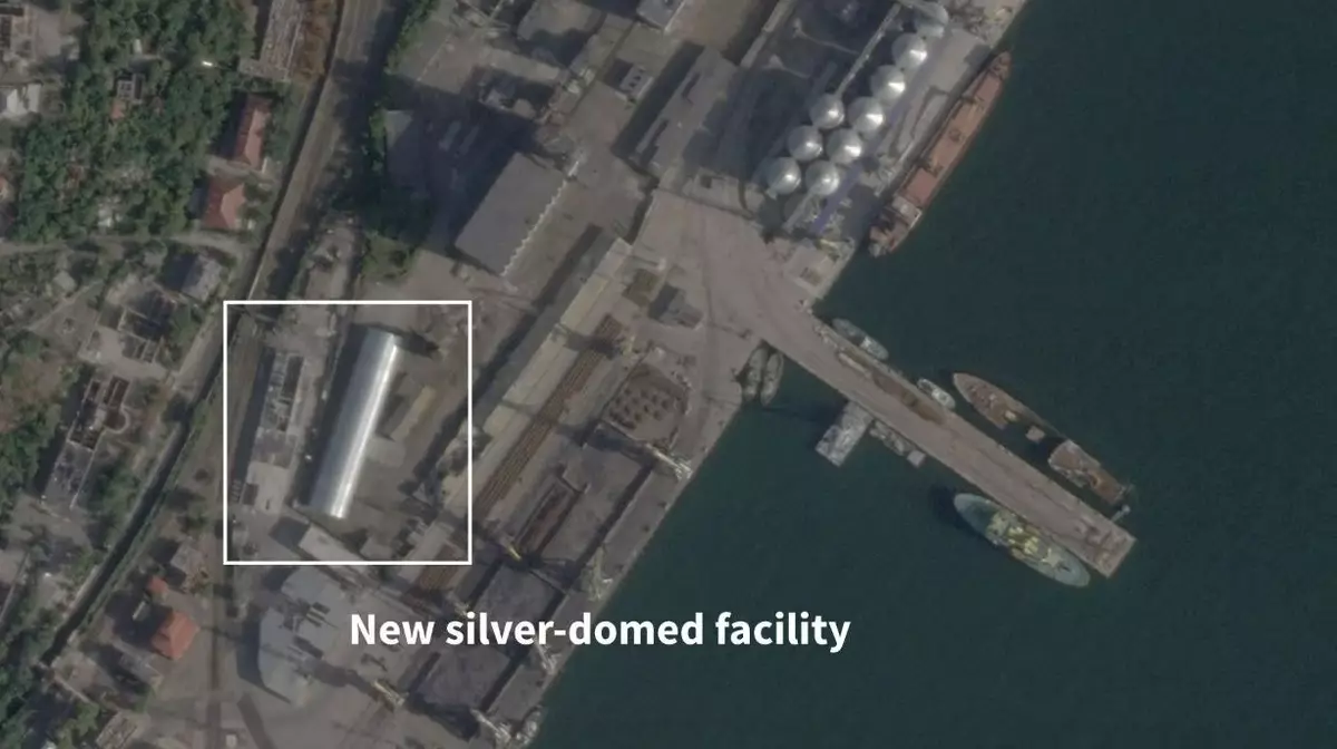 Дороги, рельсы и порты под российским флагом: захваченный юг Украины быстро встраивают в инфраструктуру России