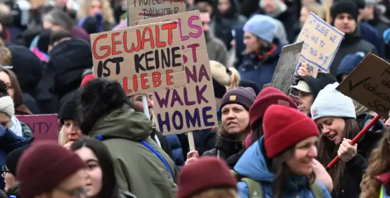 В Германии тысячи вышли на протест против дипфейков