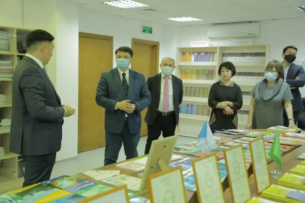 Делегация ПИИМА посетила Казахстан.