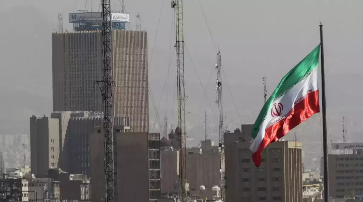 АҚШ пен Израиль соққыларынан Иран жарықсыз қалды