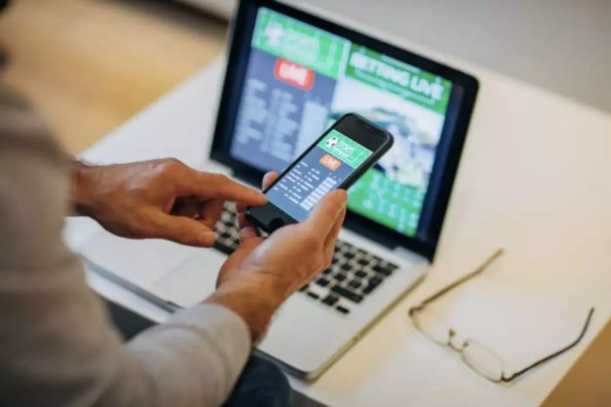 Массовое увольнение в области Улытау: прокуроры поймали госслужащих на азартных играх