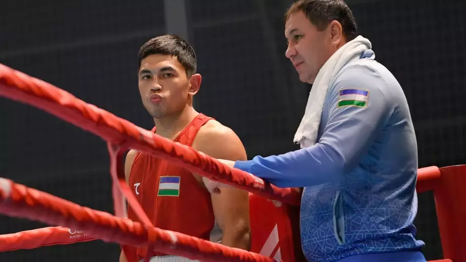 Узбекистан потерпел второе поражение подряд на ЧА-2026 по боксу