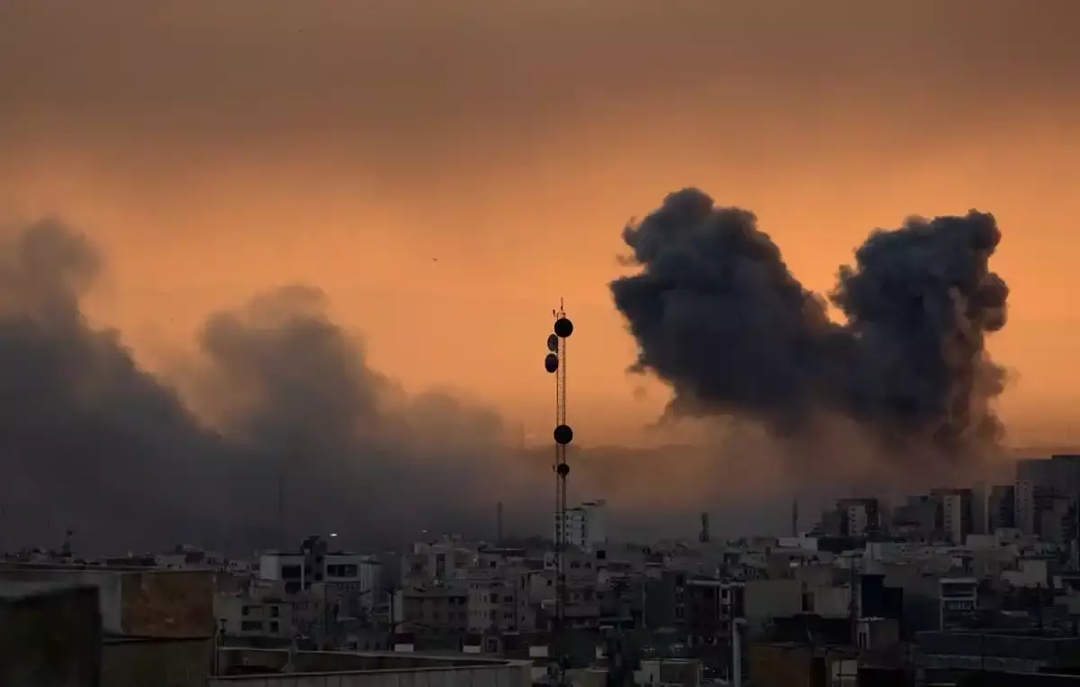 Израиль Тегеранға жақын маңдағы әскери өндірістерге соққы берді