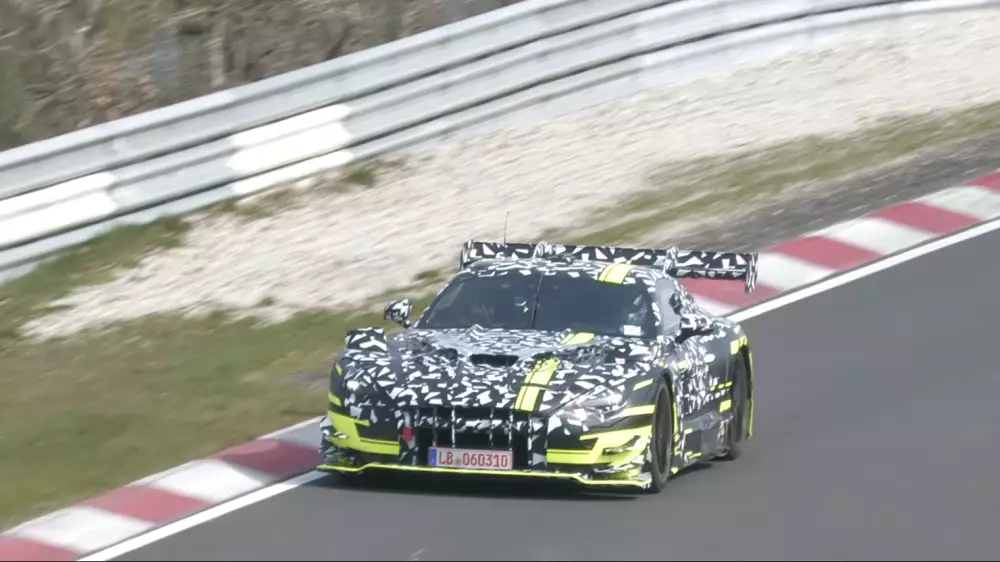 Mercedes провел первые тесты нового гоночного прототипа: видео