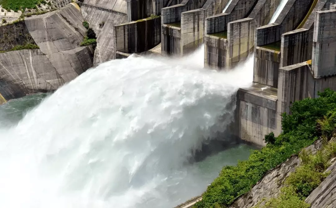 В Казахстане начали регулируемый сброс воды из крупных водохранилищ перед паводком