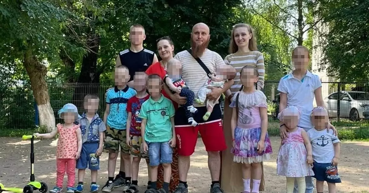  `31-рет әке атанды... Тіпті өз қызынан бала сүйгісі келеді`: Аты шулы отбасыда болған тосын жағдай (ФОТО) 