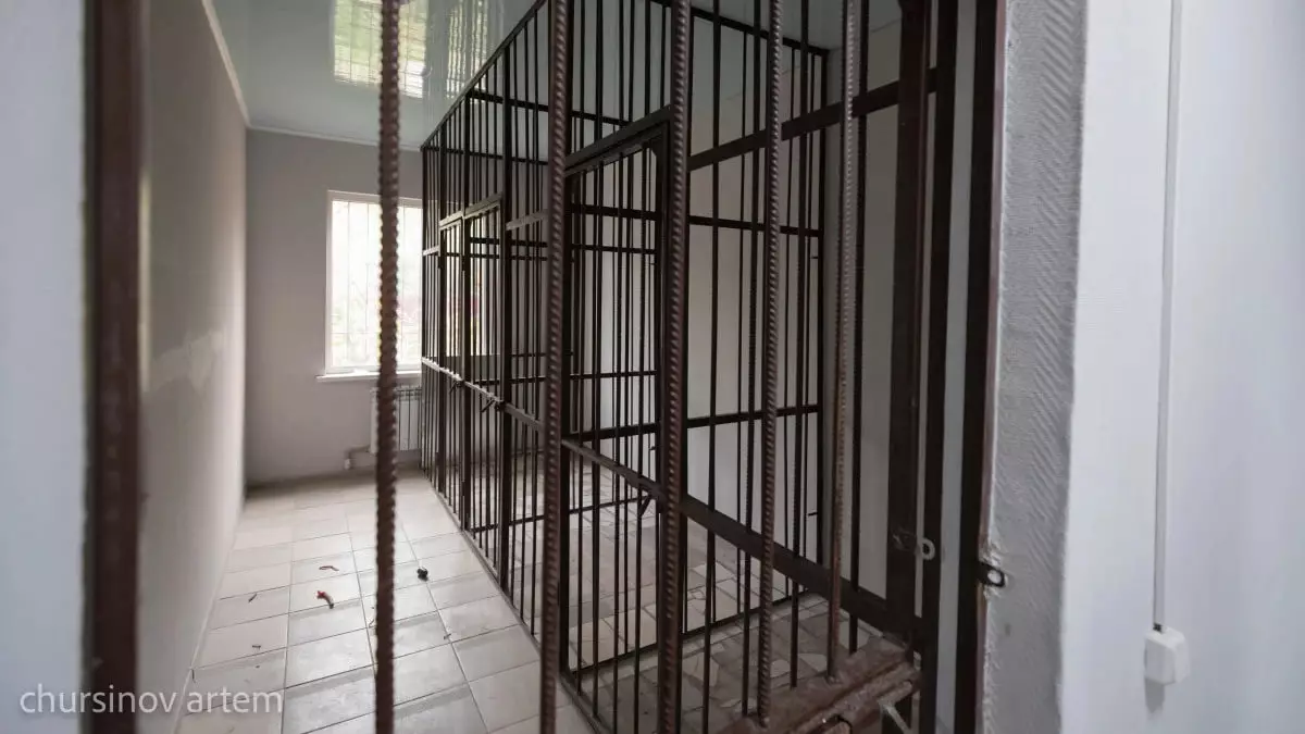 В Атырау в спецприёмнике скончался мужчина