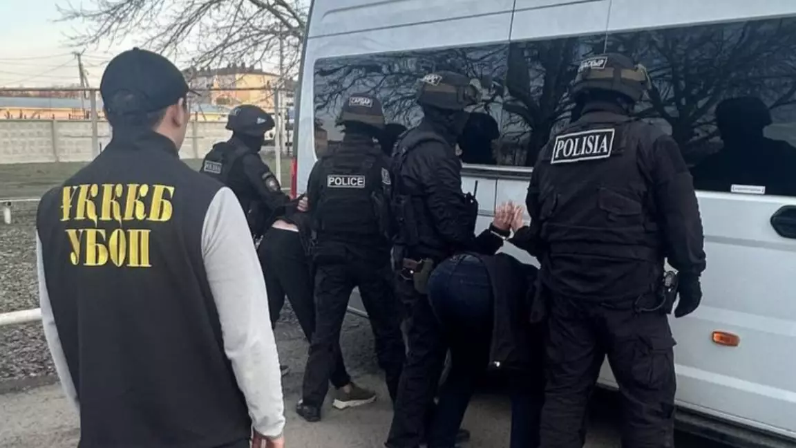 БҚО-да полициямен ерегескен бір топ адам ұсталды