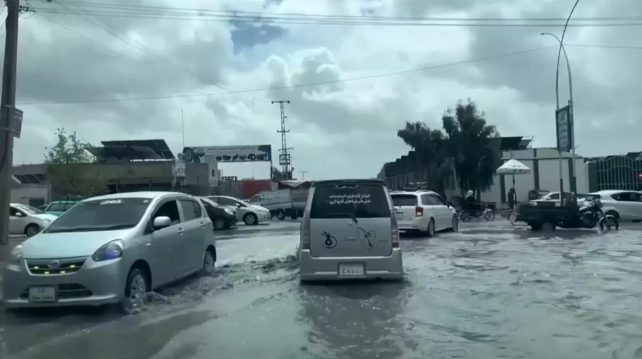 Әлемнің бірқатар елінде су тасып жатыр