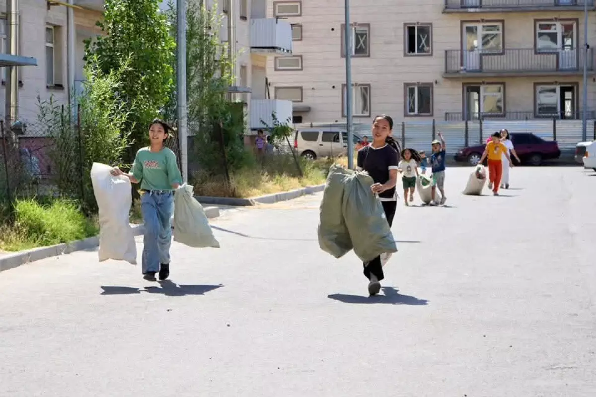 Түркістан: Кентауда «Қалдықсыз әлем» халықаралық күніне орай тазалық шарасы өтті