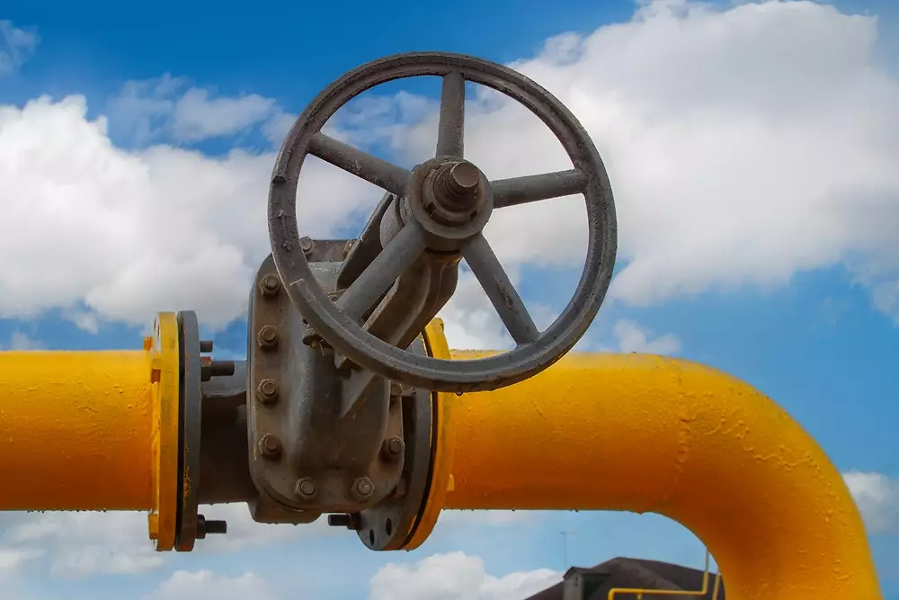 Посол РФ в Астане заявил, что Казахстан заинтересован в поставках нефти в ЕС через нефтепровод Дружба.