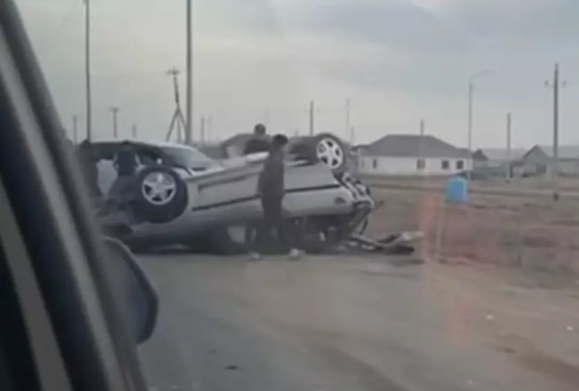 Аналары ауыр жағдайда: Атырау облысында жол апатынан екі бала көз жұмды