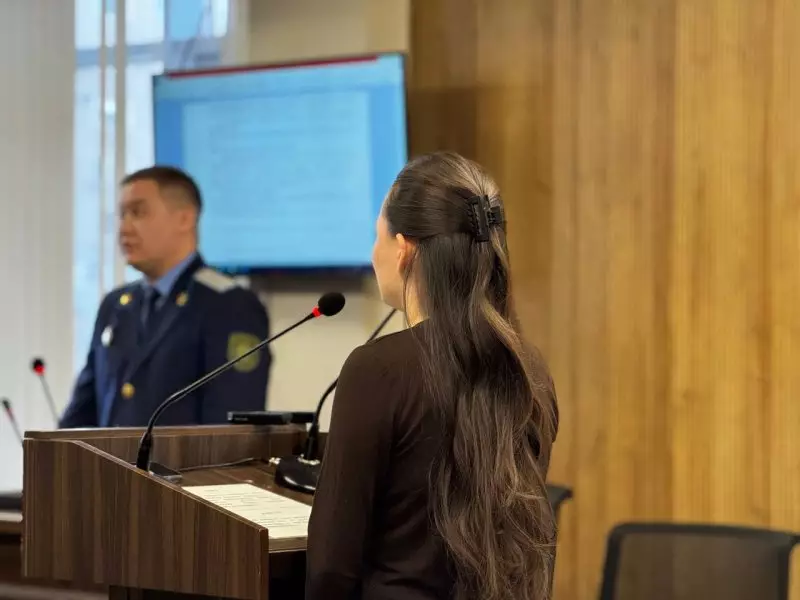 Спор из-за казахского языка возник в суде над Жанабыловыми