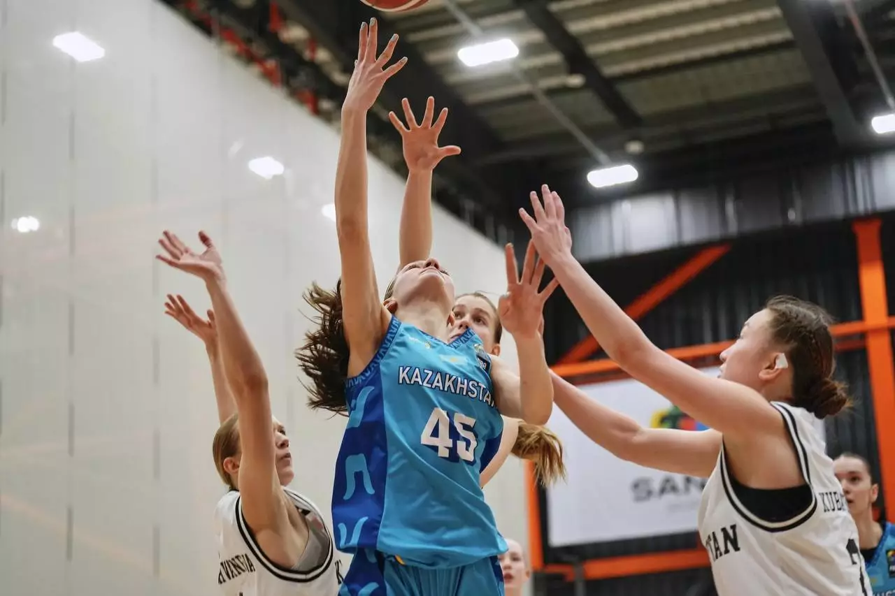 Қазақстан құрамасы Өзбекстанды жеңіп, Азия кубогына жолдама алды