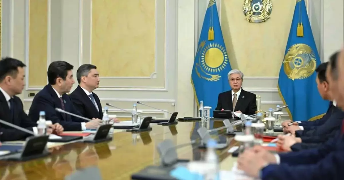  Тоқаев Қауіпсіздік кеңесінің отырысын өткізді 
