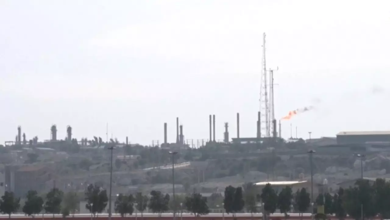 Эр-Рияд нарастил экспорт нефти в обход Ормузского пролива